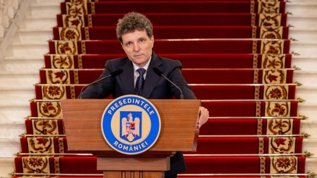 Nicușor Dan îi ia apararea lui Lucian Pahontu, dupa articolele care au dezvaluit că șeful SPP a fost ofițer in Securitatea lui Ceausescu, și critică ancheta Recorder: „Nu ştiu care e scandalul”