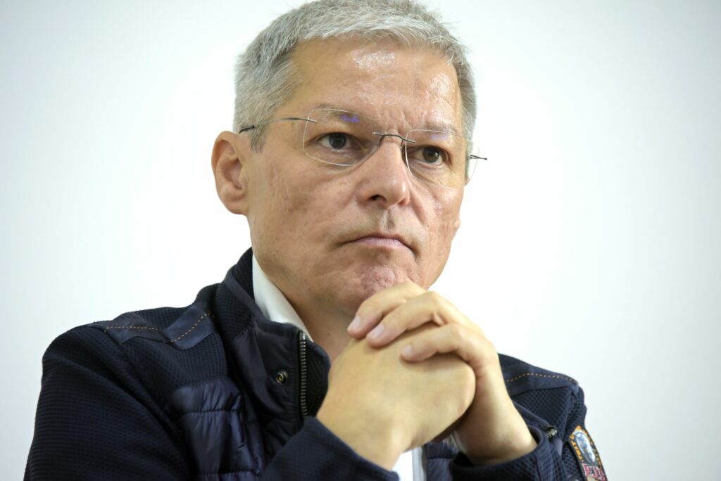 Cioloș își prezintă planul pentru șefia Francofoniei: „Tinerii vor învăța franceza dacă asta le aduce ceva”. Propune o „Francofonie utilă”, bazată pe locuri de muncă, antreprenoriat și inteligență artificială