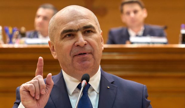 Bolojan reîntră în partidul liberal, care rămâne neliniștit