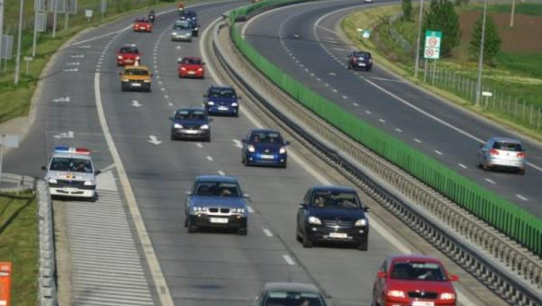 Carambol pe Autostrada Soarelui. Drumul spre mare este aglomerat și traficul, îngreunat