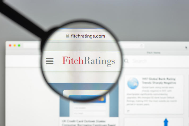 Fitch a schimbat inițial ratingul României, dezvăluie propoziție
