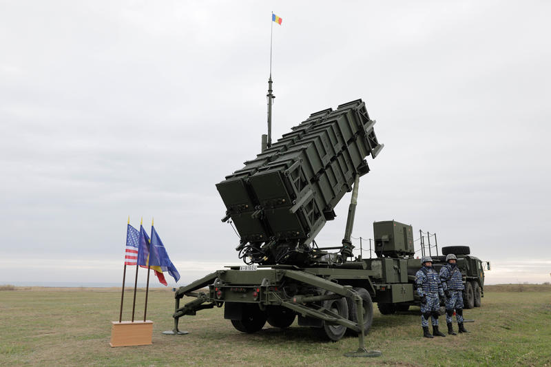 Ucraina primește armament vital pentru rezistența împotriva bombardamentelor rusești. Negocieri pentru livrări viitoare
