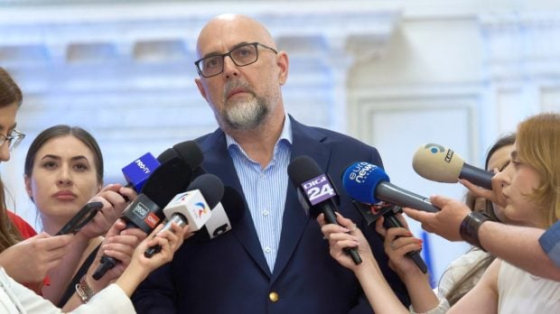 Kelemen Hunor îi reproşează lui Siegfried Mureşan, premierul propus de PNL-USR-UDMR, că „a dispărut din spaţiul public”: „Am discutat și cu Bolojan”