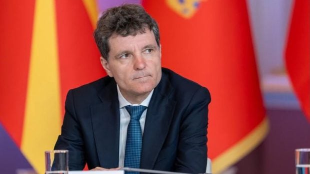 Nicușor Dan recunoaște că Legea Salarizării este îngropată și România pierde 770 de milioane de euro din PNRR / Președintele are și cuvinte de laudă pentru partide