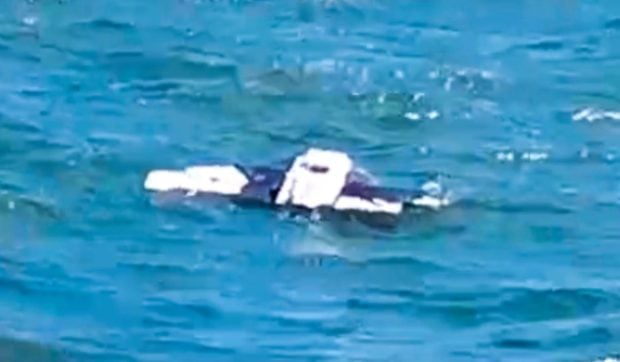 Al treilea fragment de dronă adus de mare pe litoral într-o singură zi a fost descoperit pe plaja Modern din Constanța