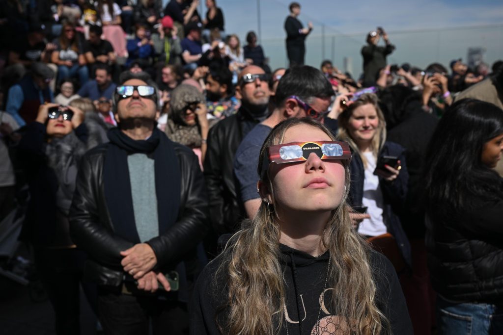 Febra eclipsei: două țări europene în totalitate, în curând