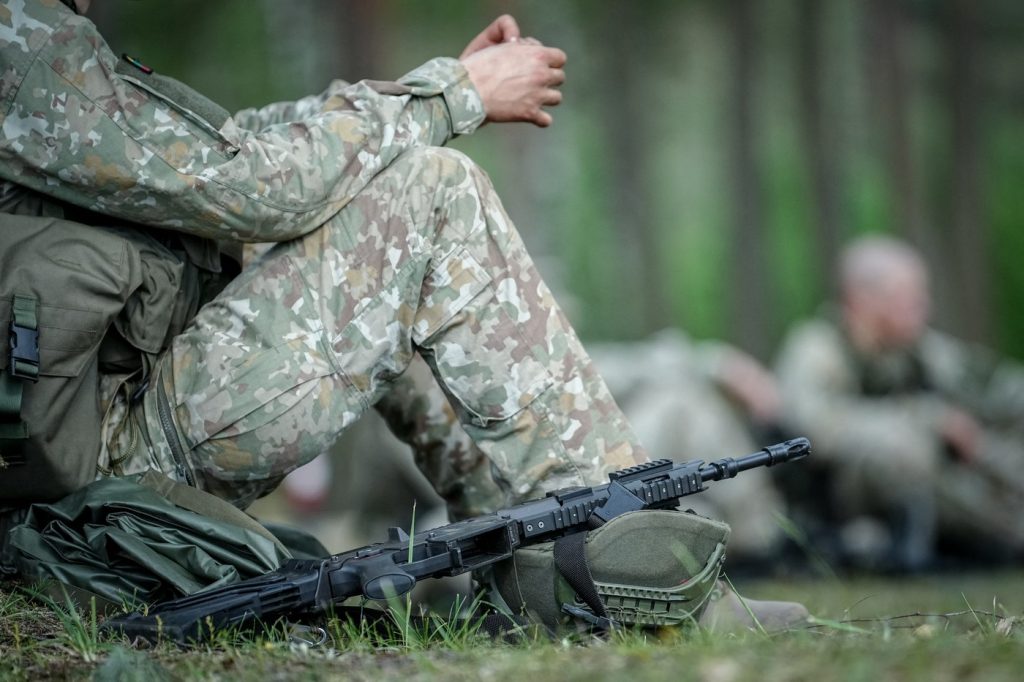 NATO construiește tabără militară în țara baltică – când va fi gata?