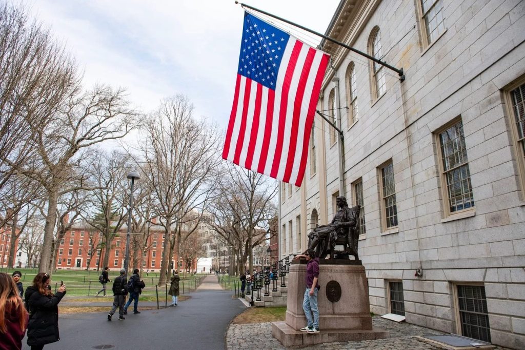 Harvard plătește 53.000.000$ în scandalul cadavrelor de pe piața neagră