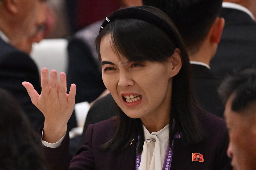 Sora lui Kim Jong Un iese public pentru a respinge afirmații făcute de Trump și de Zelenski