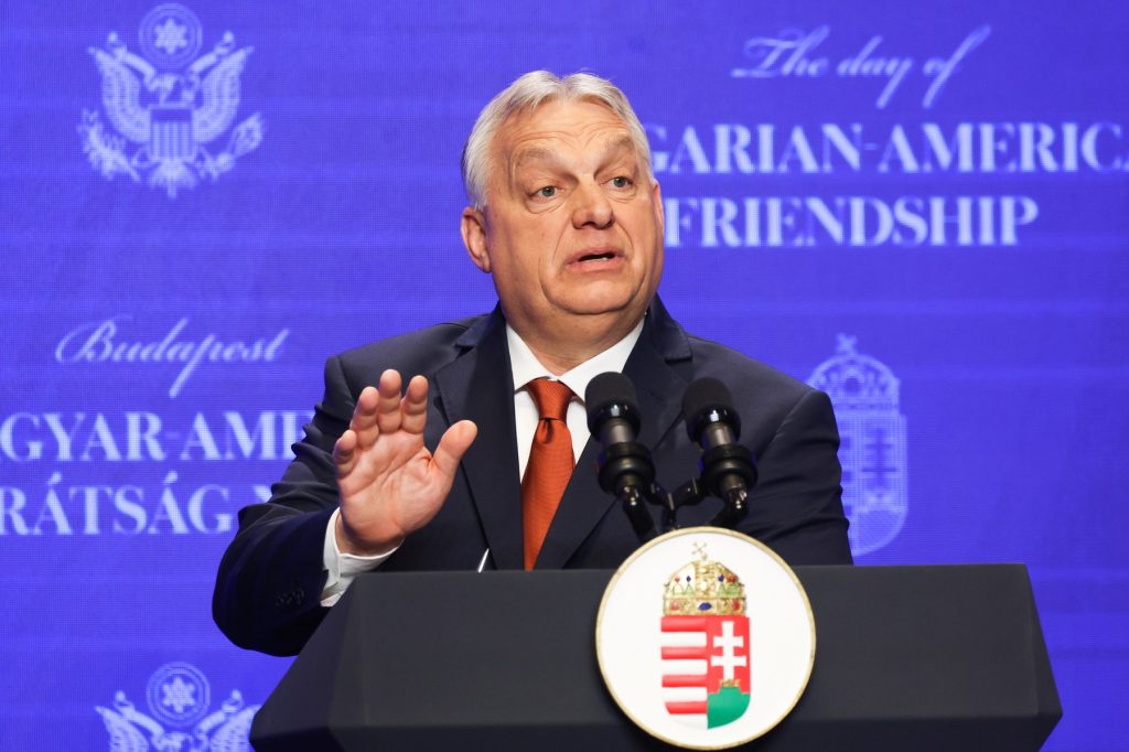 Postările pe rețelele sociale ale lui Viktor Orban, vizate de o plângere penală a guvernului lui Peter Magyar