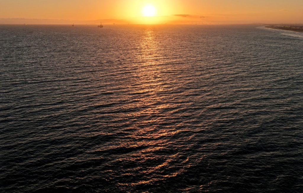 Oceanele lumii atinge record zilnic de căldură, un fenomen neobișnuit