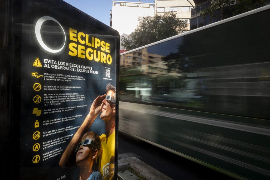 Eclipsă solară: prima din Europa în 27 de ani – unde se adună turiștii