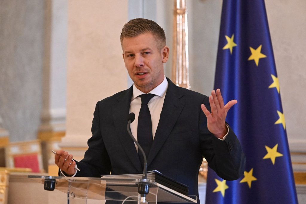 „Cele mai critice cinci zile” urmează, anunță premierul ungar, deși a amânat închiderea centralei nucleare de la Paks