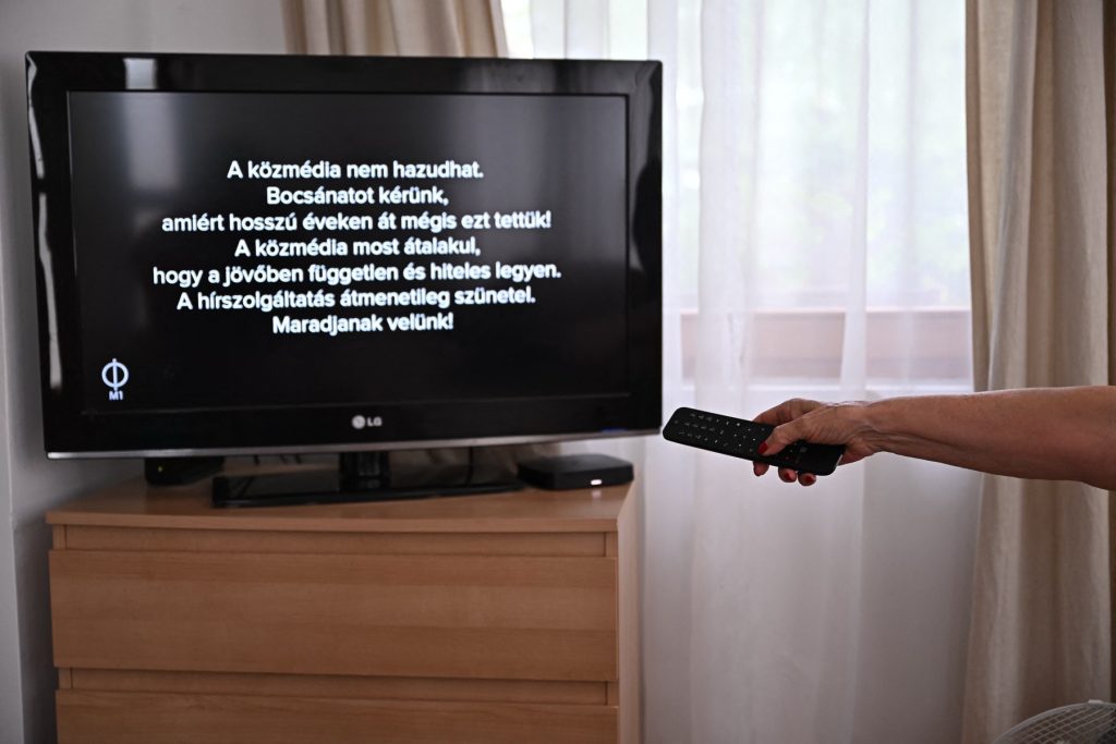 Televiziunea publică a Ungariei și-a reluat programele de știri după mai bine de o lună