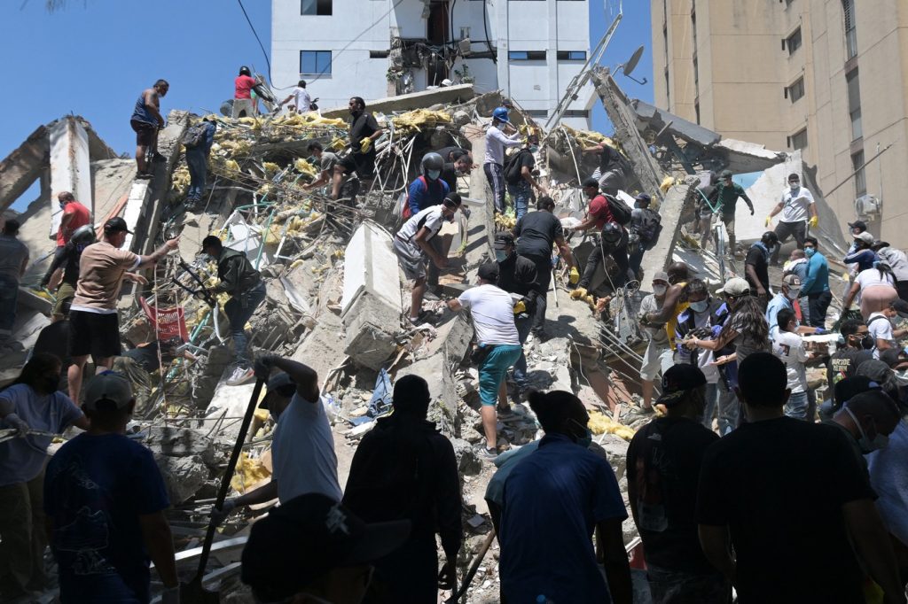 Peste 100 de morți după cutremurul de 7,4 din Columbia. Președintele țării, care tocmai a preluat funcția, decretează stare de urgență / Imagini dramatice în mai multe orașe