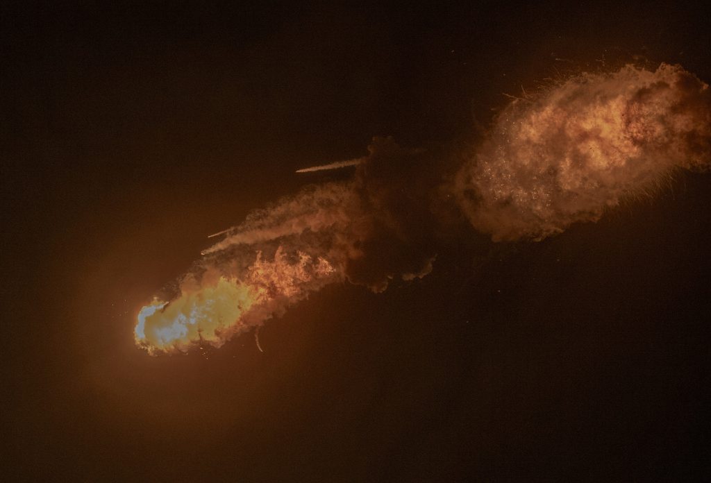 Explozie a rachetei chinezești cu satelit, câteva secunde după lansare