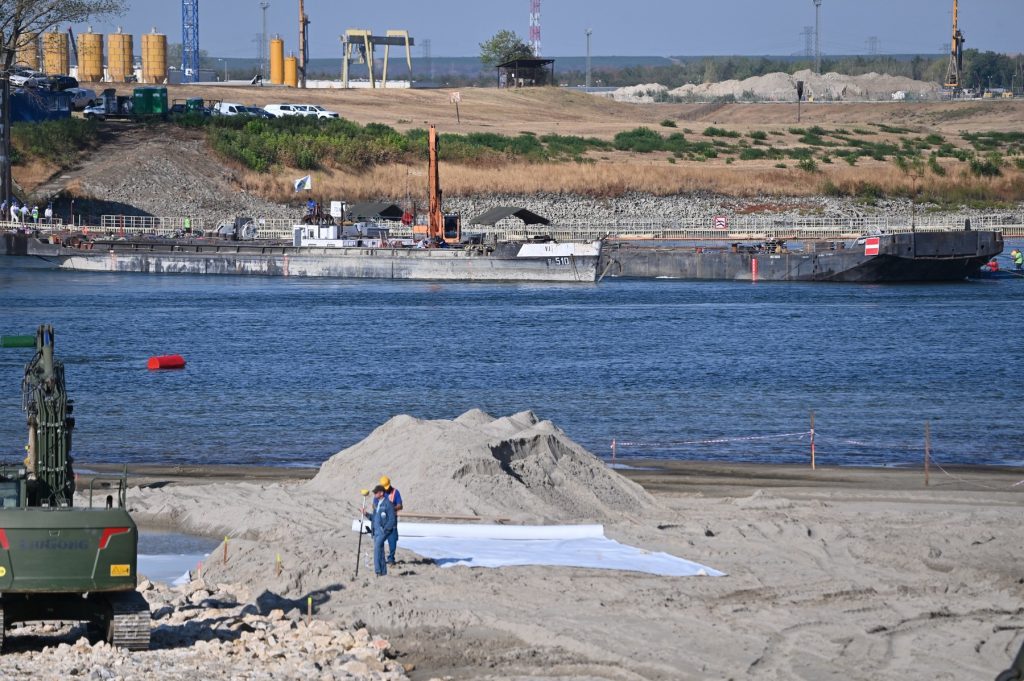 Paks: centrala nucleară evită oprirea, Ungaria crește nivelul Dunării