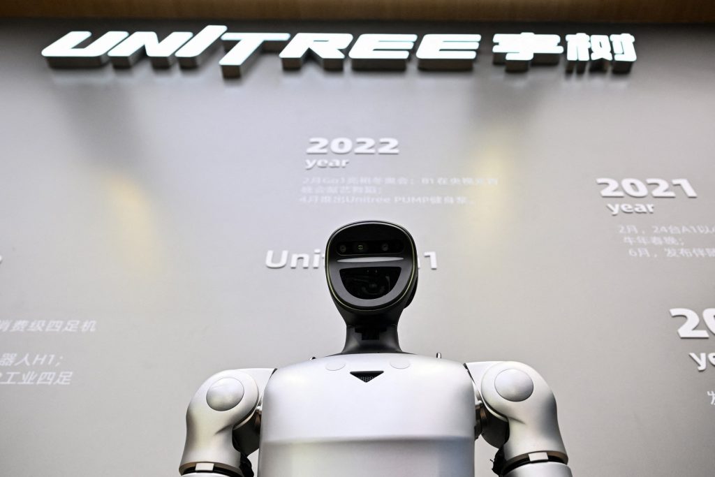 Cel mai mare producător de roboți umanoizi din lume s-a listat pe bursă în China și a uimit în prima zi de tranzacționare