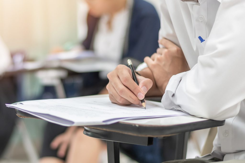 BAC 2026, sesiunea august. Luni încep probele de competențe la BAC, a doua sesiune. Calendarul examenelor