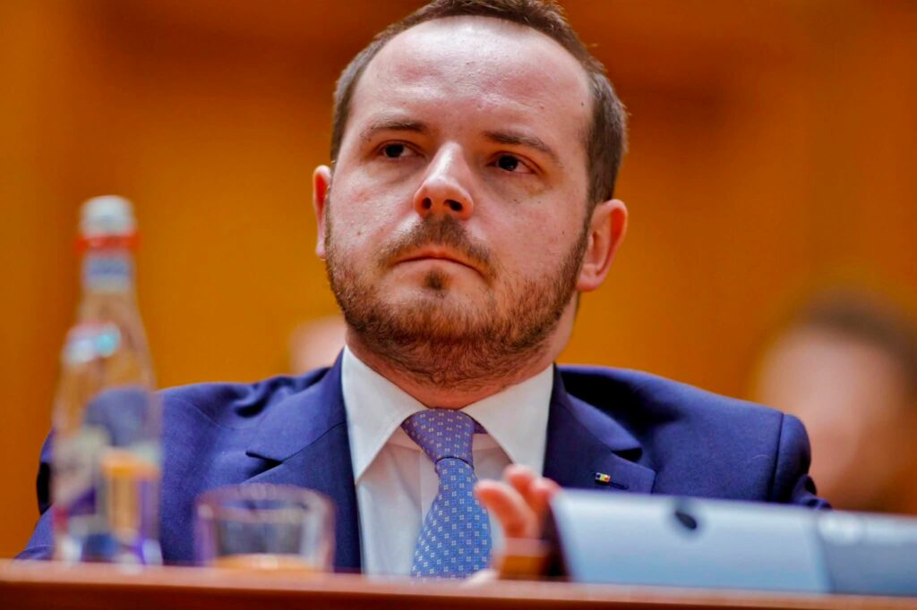 Rogobete, atac la Bolojan după inaugurarea spitalelor: „Puteți tăia panglici, dar nu puteți rescrie istoria acestor investiții”