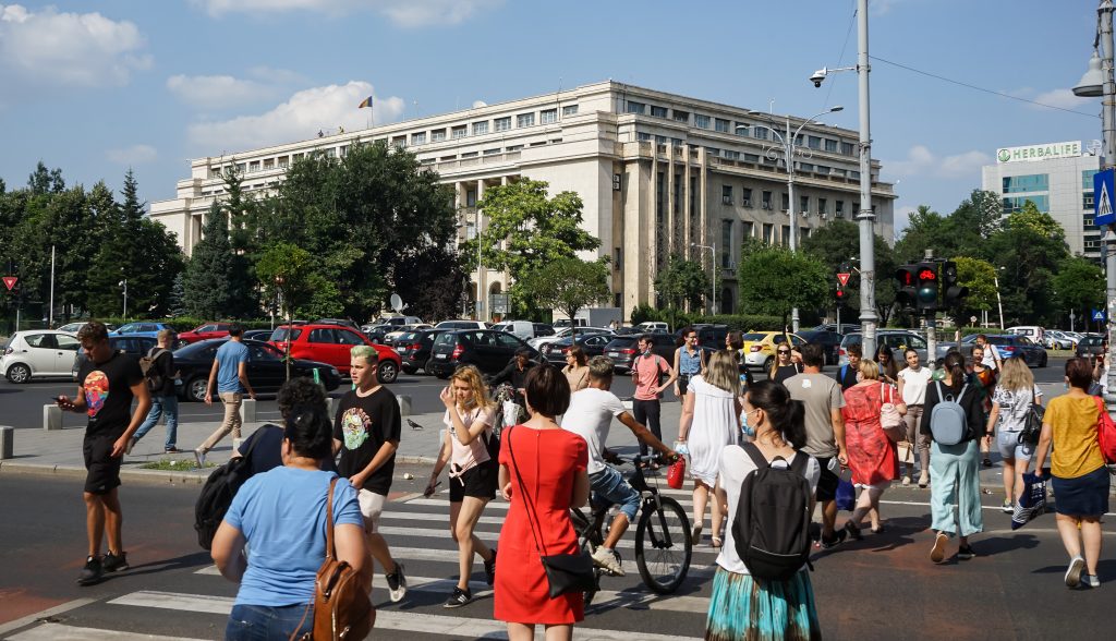 Două scenarii în criza guvernamentală: impactul economic diferă