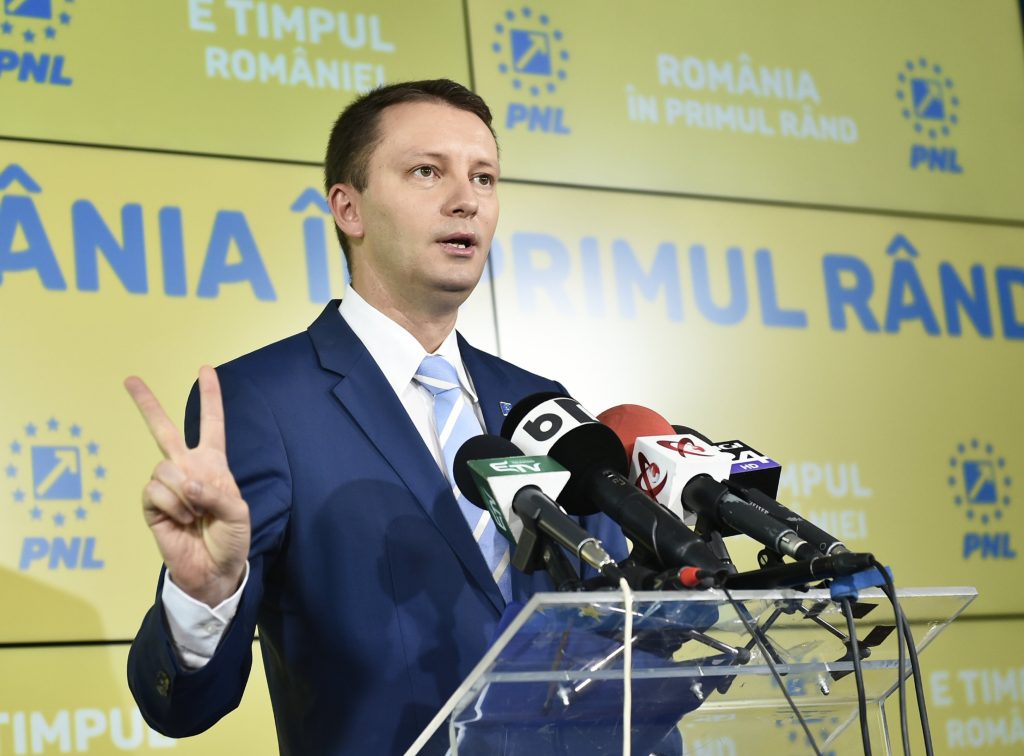 Sondaj PSD înainte de votul Guvernului Mureșan, lansat de Claudiu Manda