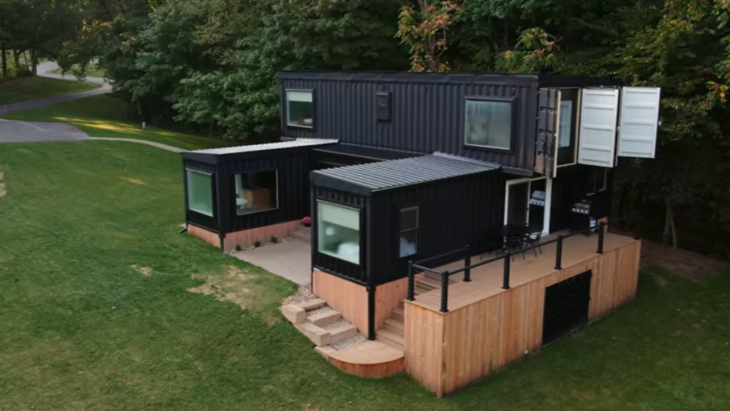 Casa de 149 mp din 6 containere maritime: interiorul în SUA