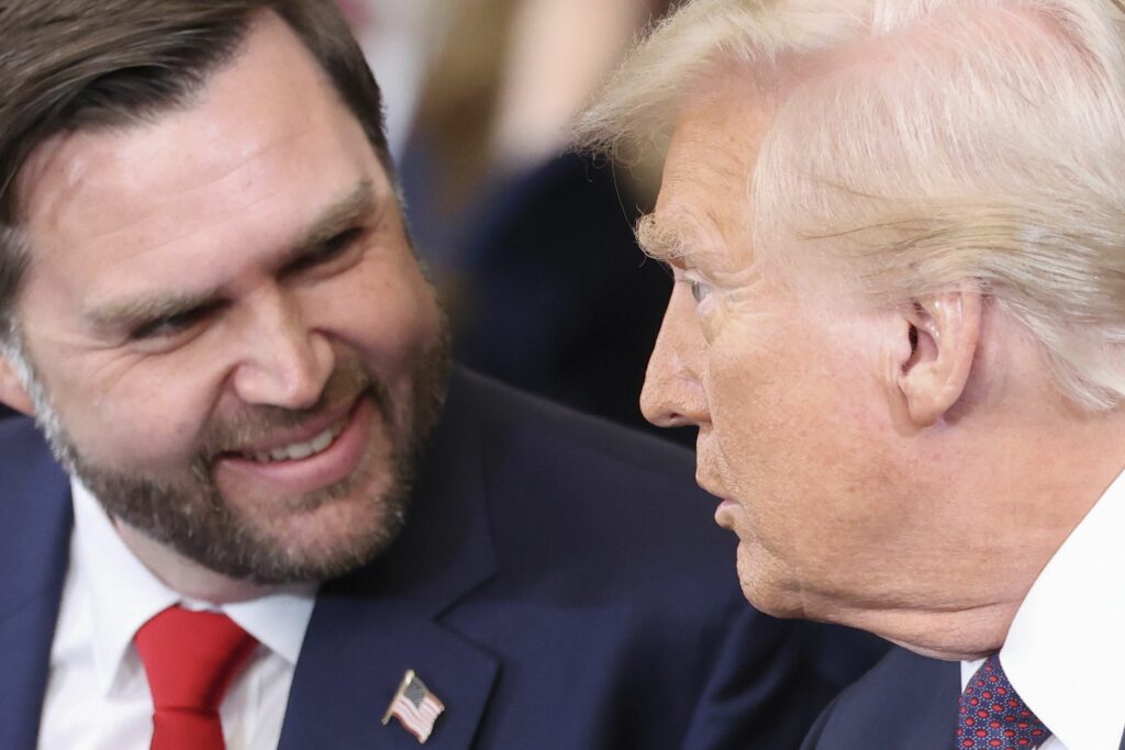 Trump susține poziția lui Vance: Iran nu este un război