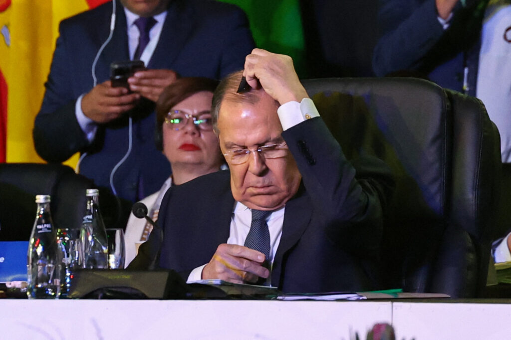 Relativii lui Lavrov au pașapoarte UAE după războiului din Ucraina