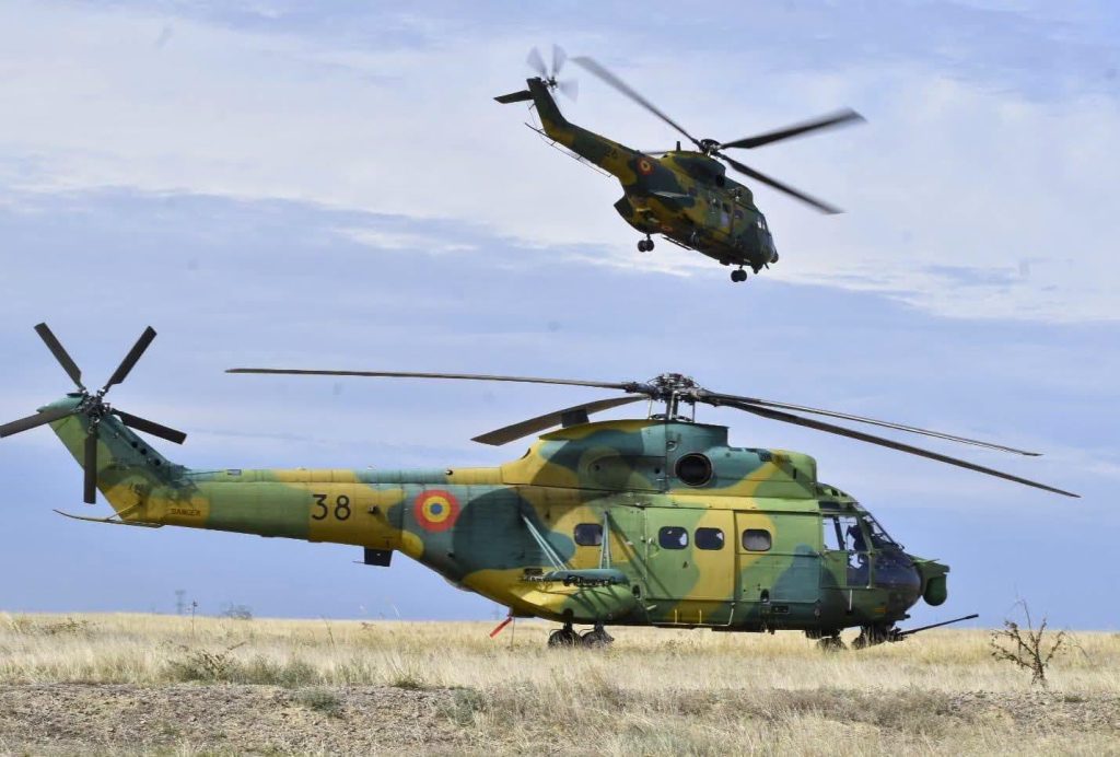Exercițiu militar al Forțelor Aeriene Române, în perioada 14-25 septembrie / Vor fi deplasări de tehnică militară și zboruri la joasă înălțime