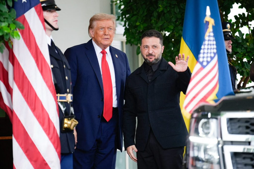 Trump a semnat legea susținută de Zelenski. Rusia, lovită de noi sancțiuni, iar China și India riscă tarife de 100%
