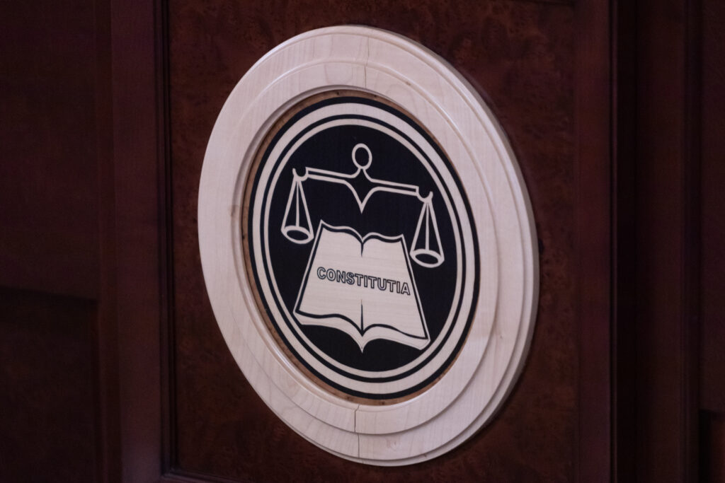 CCR declară drept neconstituțională desemnarea majorității politice din Consiliile de Administrație ale TVR și Radio România