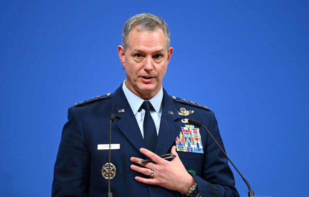 Generalul NATO Alexus Grynkewich avertizează Putin: „Nu atac Alianța”