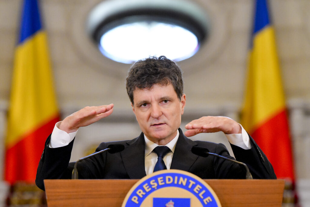 Cine sunt cei patru oameni intrați în calculele pentru postul de premier. Un fost șef eMAG, ministrul Finanțelor și doi apropiați ai lui Nicușor Dan