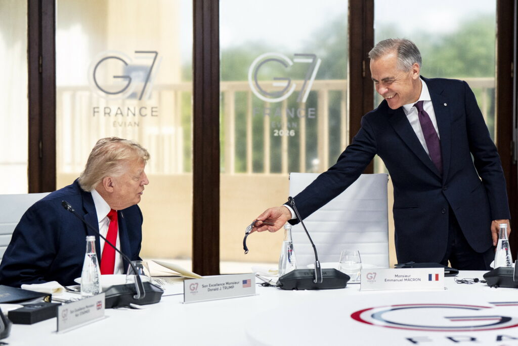 Trump interzice importurile unor produse canadiene: ce e pe listă?