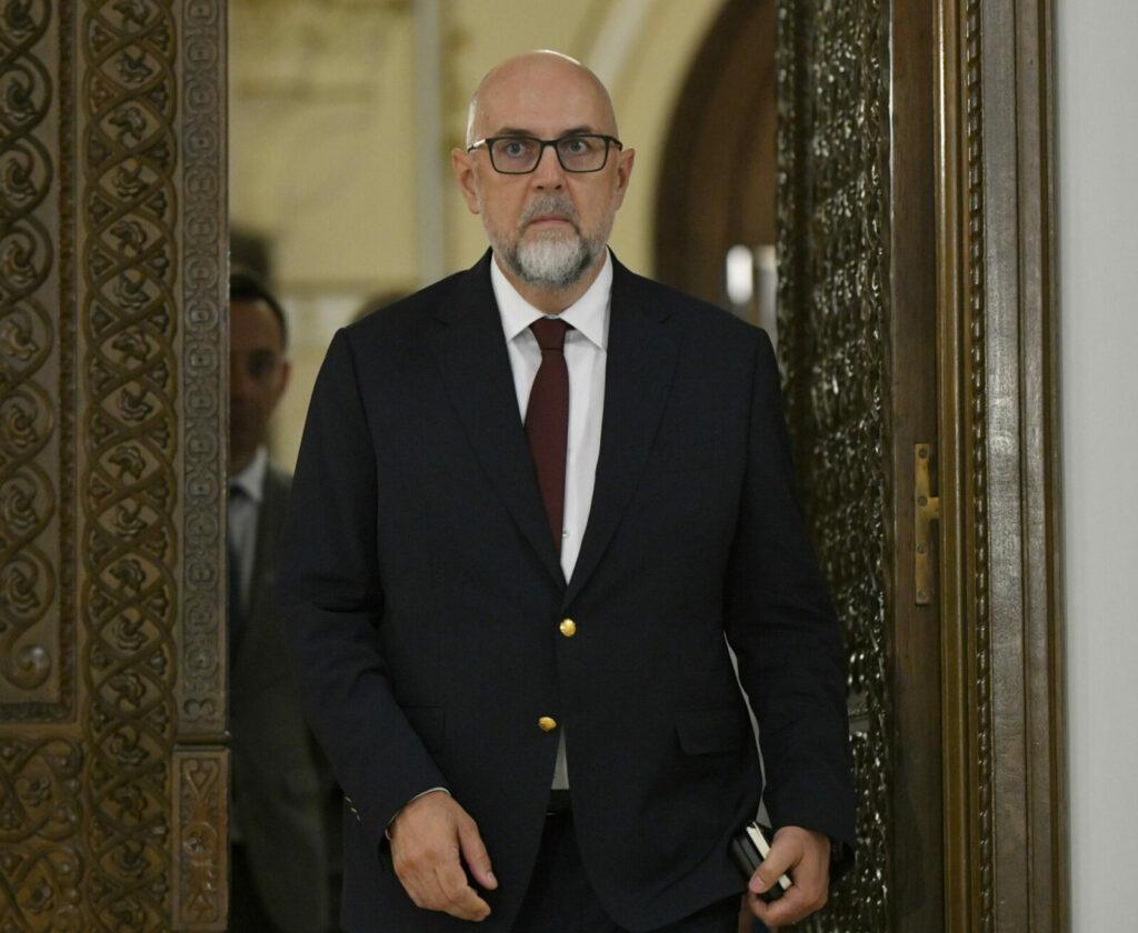 Fără Executiv „vom fi sancționați cu toții”. Kelemen Hunor speră la „surprize” la votul pentru guvernul Mureșan