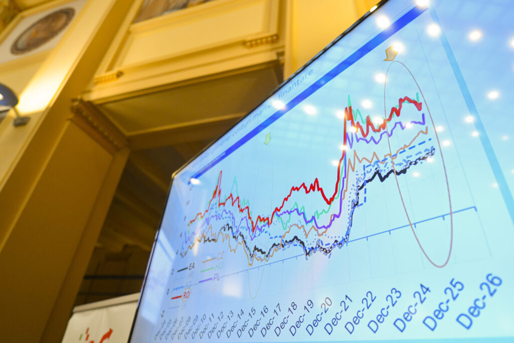 BNR: Household deposits in lei fell in August; foreign currency savings rose
