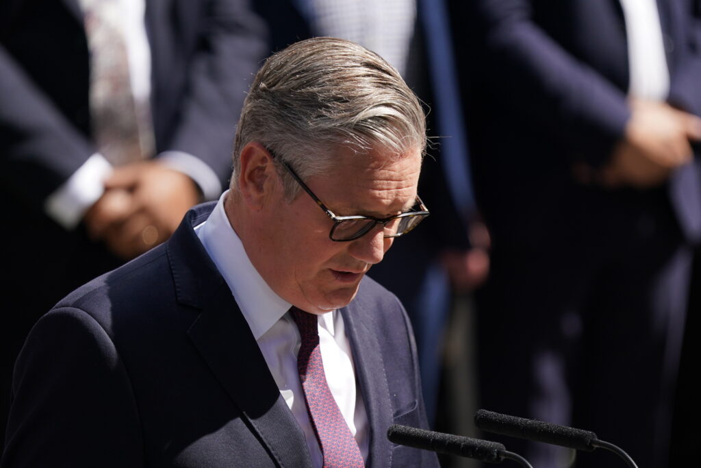Keir Starmer renunță la mandat de deputat, alegeri parțiale în octombrie