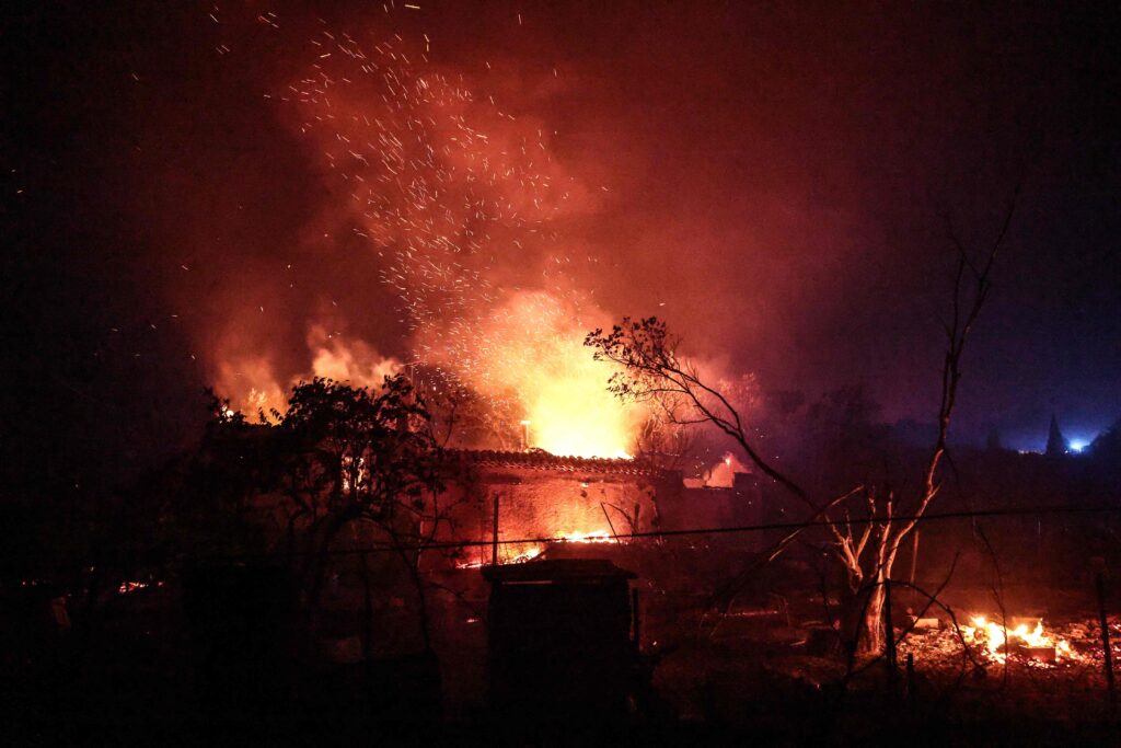 Incendiu devastator pe insulă din Croația, deja 3.000 de hectare arse