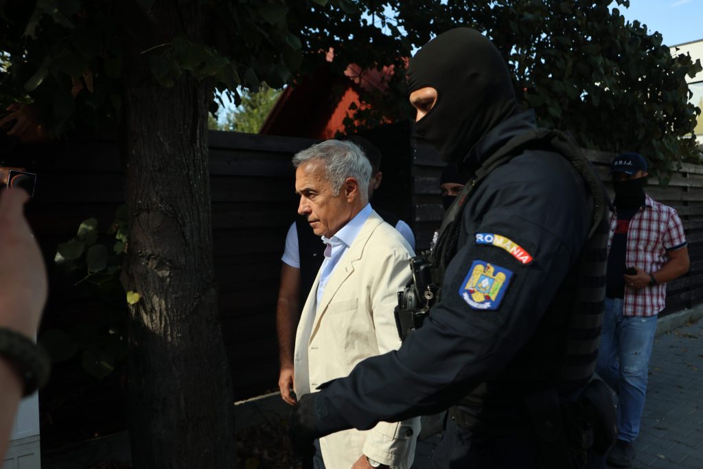 Propaganda și presa ruse au anunțat că Georgescu a fost ”arestat” și ”reținut”, deși fostul candidat pro-rus la prezidențiale era doar audiat de DIICOT / Ce au scris principalele site-uri din Rusia în ziua perchezițiilor din dosarul de înșelăciune / UPDATE: La finalul zilei, Georgescu a fost reținut 24 de ore