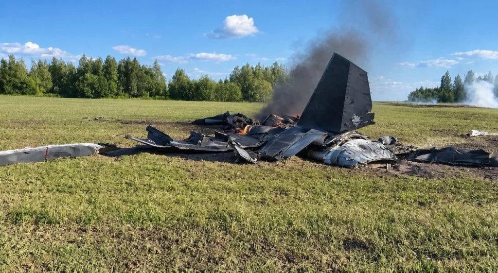 Două avioane vânătoare rusești s-au ciocnit în zbor; pilotul a murit