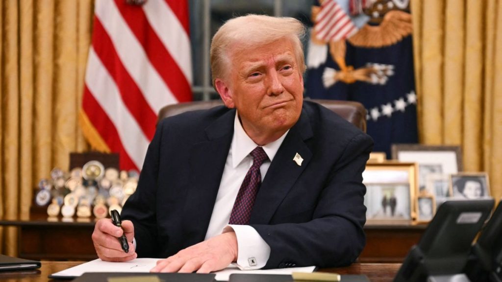 Donald Trump anunță un port de drone pe acoperișul noii săli de bal de la Casa Albă. Secret Service are deja o bază similară la câțiva pași