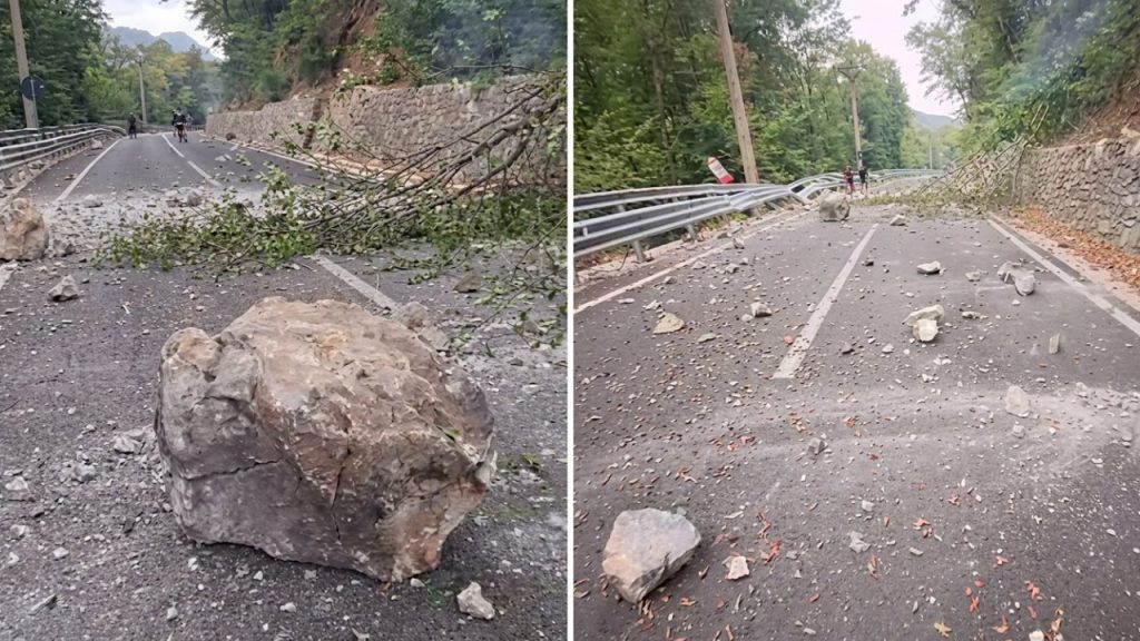 Arbori și bolovani au căzut de la 30 de metri pe șoseaua DN 67D: trafic blocat complet spre Băile Herculane