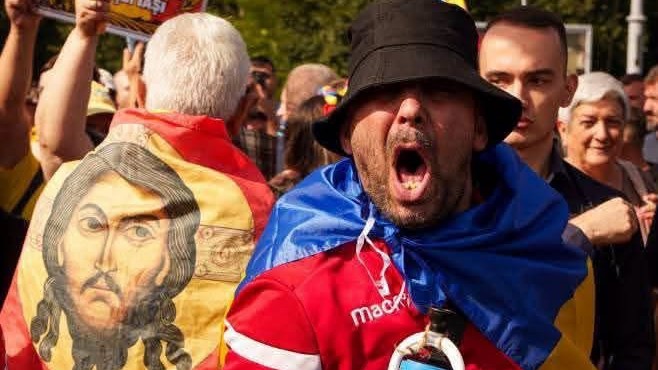 Vasile Bănescu, despre imaginea care l-a șocat la mitingul din Piața Victoriei: „Batjocorirea lui Iisus prin târârea Sa în mijlocul urii”