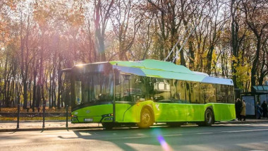 Ciprian Ciucu anunță licitația pentru 100 de troleibuze noi. Ce dotări vor avea și cât costă achiziția