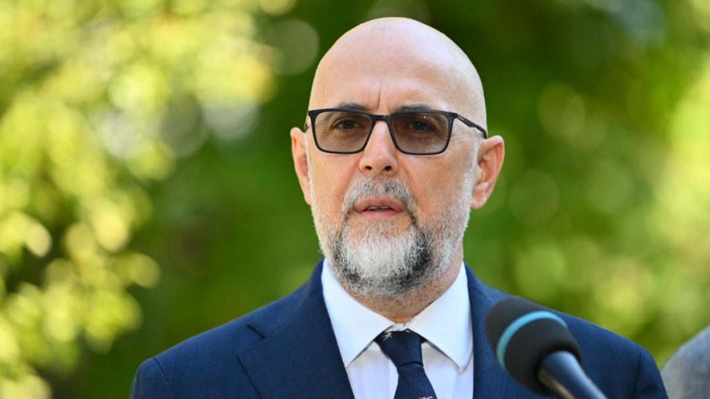 Kelemen Hunor, sceptic înaintea votului de învestire a Guvernului Mureșan: „Nu există 233 de voturi în Parlament”