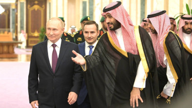 Putin și prințul moștenitor al Arabiei Saudite, mesaj comun privind strâmtorile Ormuz și Bab el-Mandeb