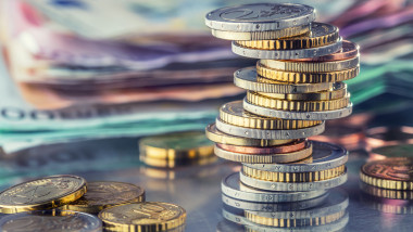 Euro atinge nou maxim istoric față de leu: 5,2788 lei