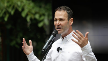 Robert Negoiță: „Vor să câștige legitimitate” – jocul AUR și PSD