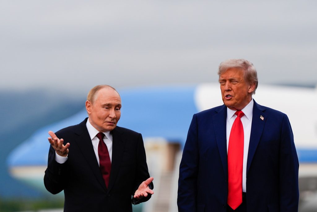 Putin nu vrea să atace NATO; Trump garantează dialog cu liderul rus